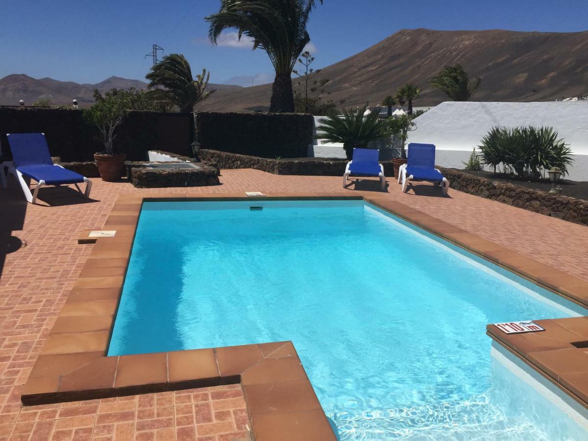 Villa Lucky - Heated Pool Mácher Esterno foto